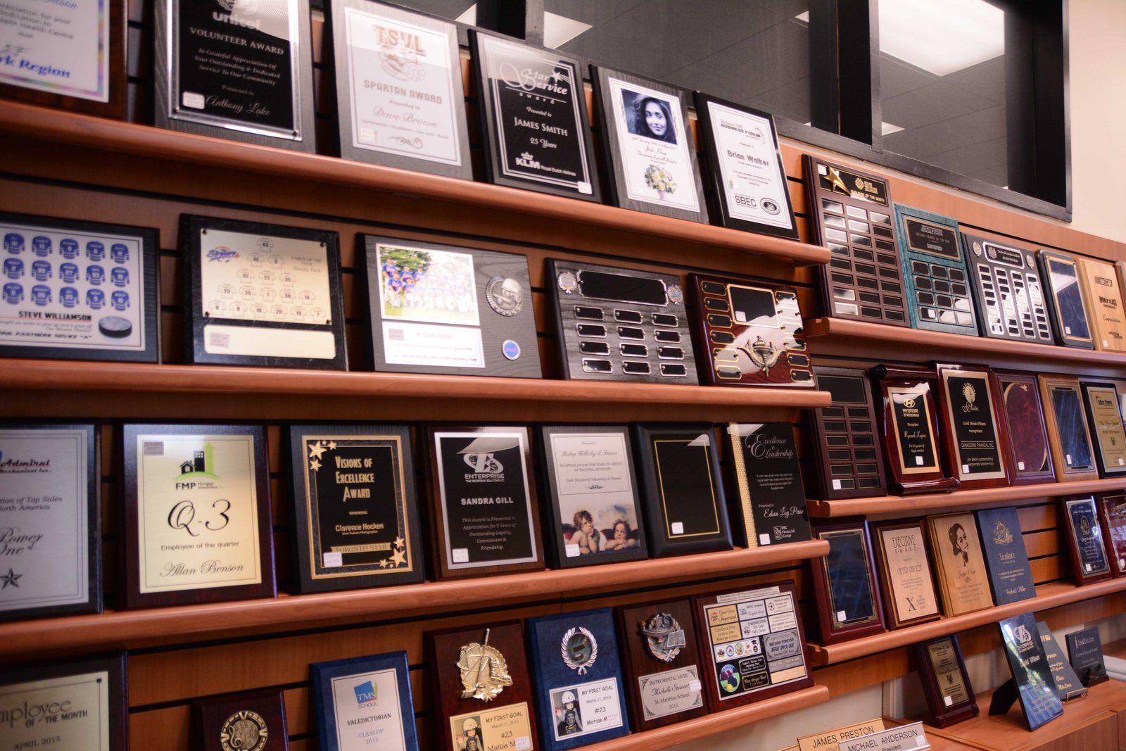 Plaques Wall